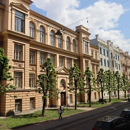 Appartement Spacious 3 In Art Nouveau District *