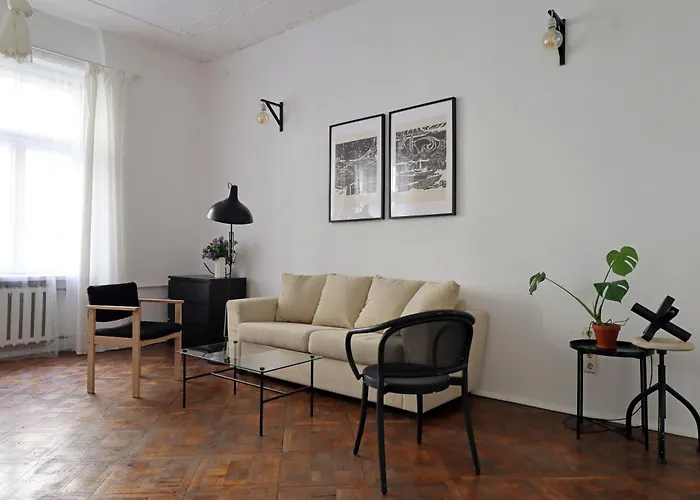 Spacious 3 In Art Nouveau District * Riga