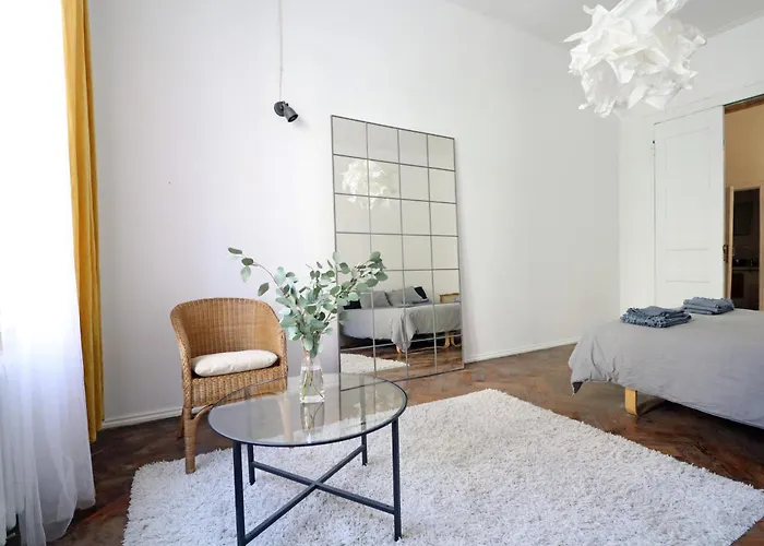 Spacious 3 In Art Nouveau District * Riga