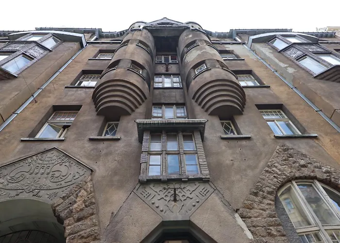 Spacious 3 In Art Nouveau District Dzīvoklis