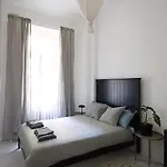 Spacious 3 In Art Nouveau District